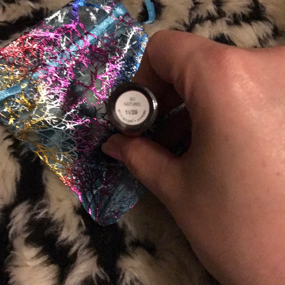 Mary Kay Nourishine Plus lip gloss Au Natural - Picture 3 of 3